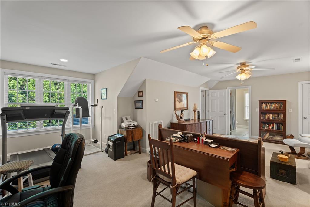 Winston-Salem, North Carolina 27106, United States, 3 Bedrooms Bedrooms, ,3 BathroomsBathrooms,Residential,Active,240661