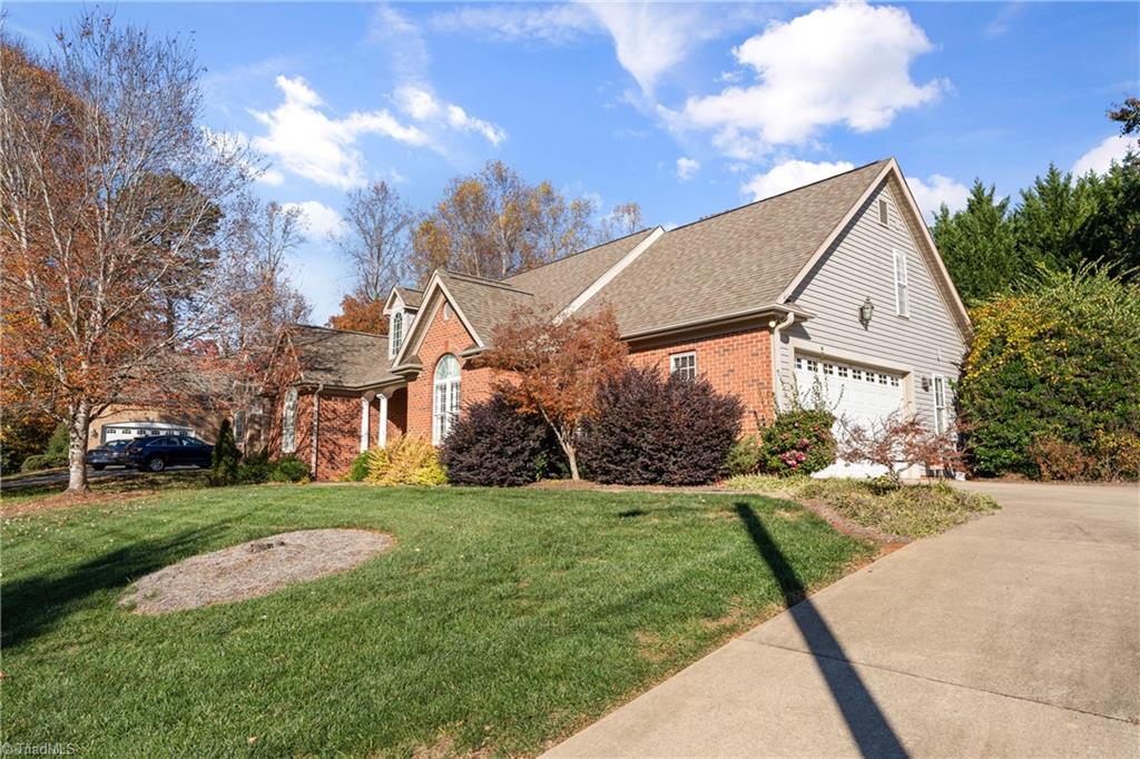 Winston-Salem, North Carolina 27106, United States, 3 Bedrooms Bedrooms, ,3 BathroomsBathrooms,Residential,Active,240661