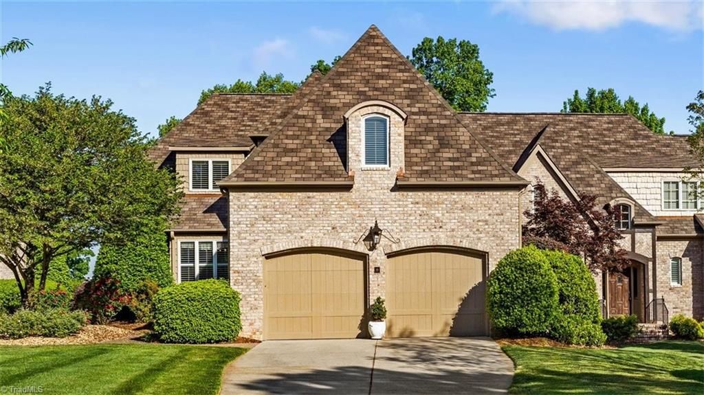 Photo of 19 Creswell Court, Greensboro, NC 27407 (MLS # 1217306)