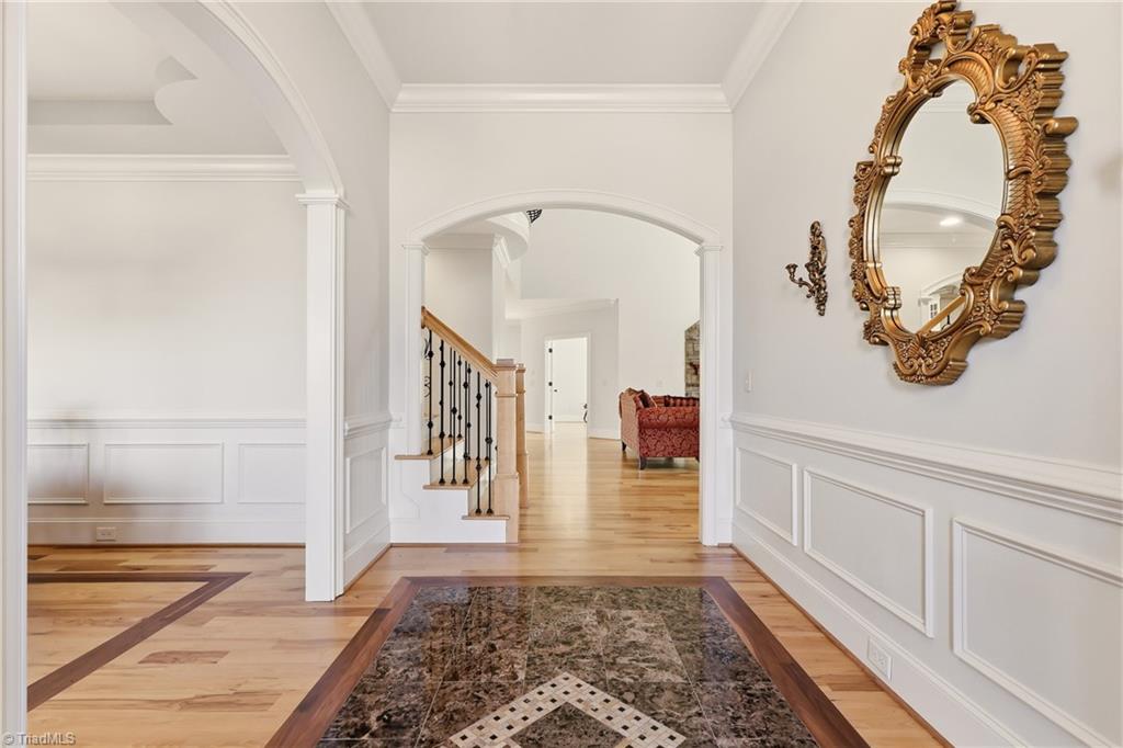 2801 Swan Lake Drive