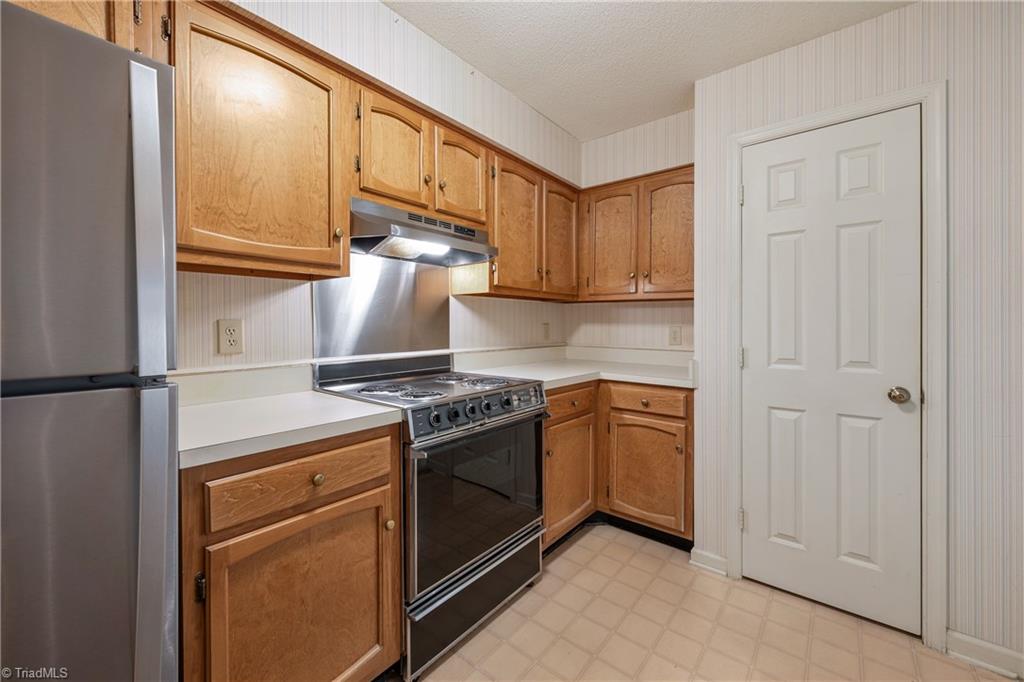 12 Park Village Lane #F, Greensboro, North Carolina image 7