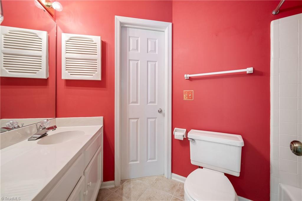 12 Park Village Lane #F, Greensboro, North Carolina image 10
