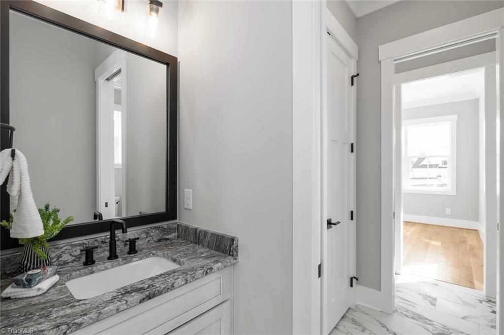 Winston-Salem, North Carolina 27106, United States, 4 Bedrooms Bedrooms, ,4 BathroomsBathrooms,Residential,Active,84285