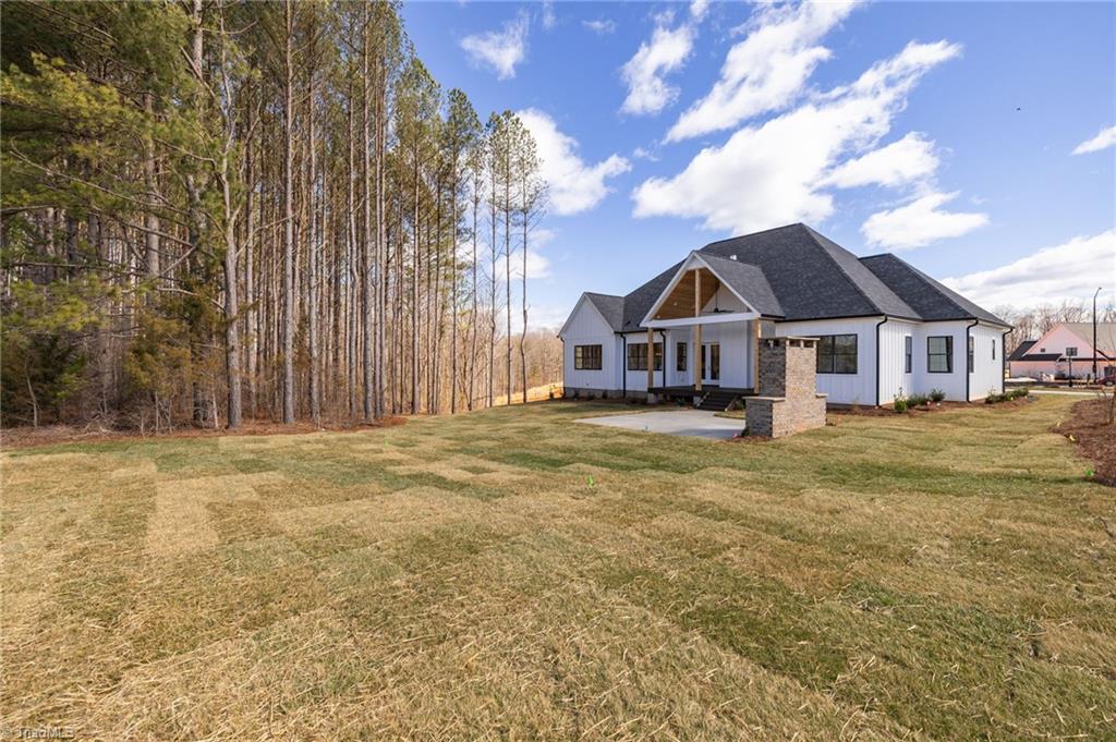 Winston-Salem, North Carolina 27106, United States, 4 Bedrooms Bedrooms, ,4 BathroomsBathrooms,Residential,Active,84285