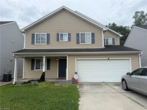 Homes For Sale - 5108 Mallison Way<br/> Guilford County, McLeansville, NC 27301