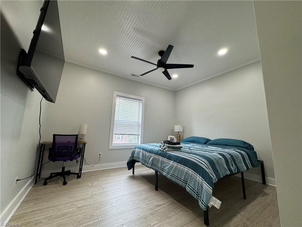 409 E Whittington Street