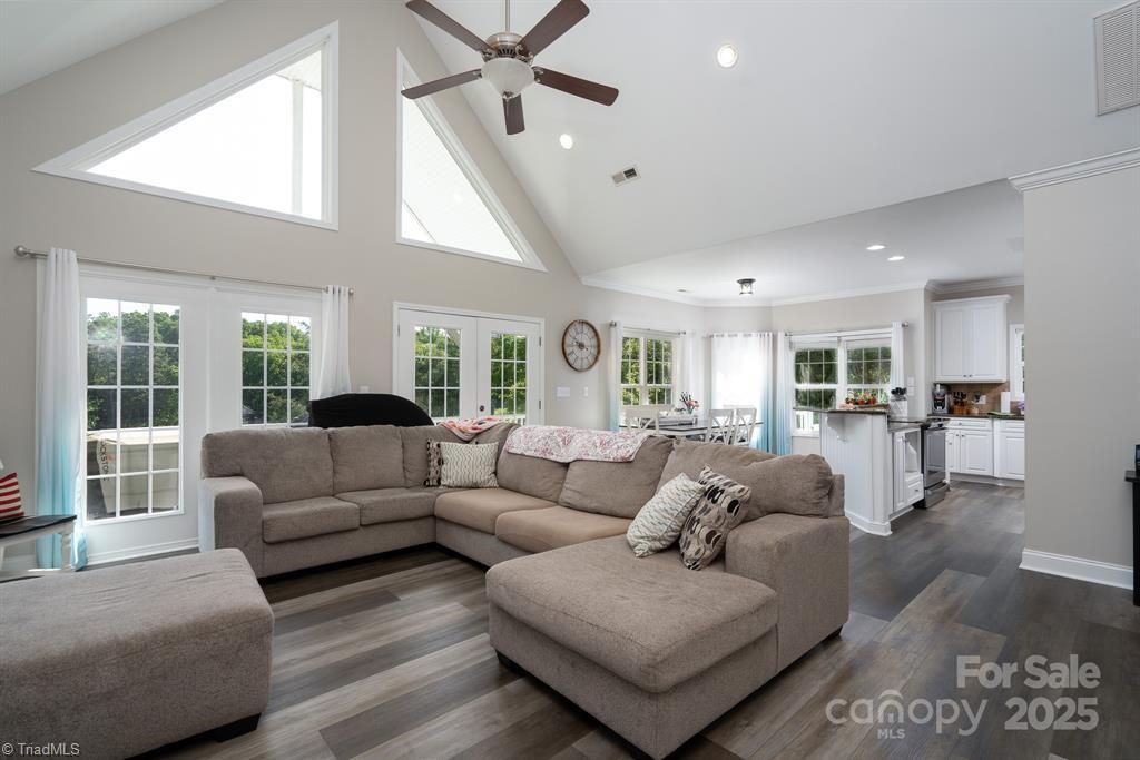 126 Strand Drive, New London, North Carolina image 3