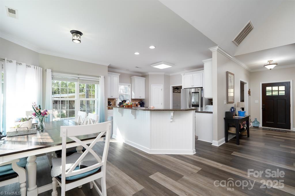 126 Strand Drive, New London, North Carolina image 5