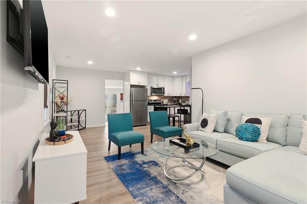 1506 Boundary Avenue