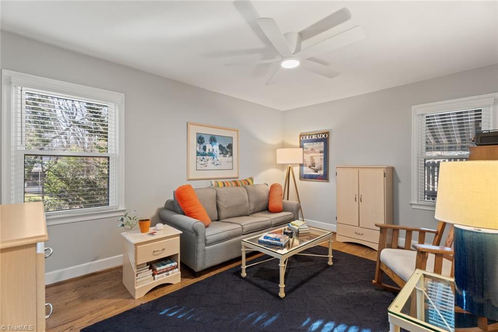 Winston-Salem, North Carolina 27106, United States, 4 Bedrooms Bedrooms, ,2 BathroomsBathrooms,Residential,Pending,82407