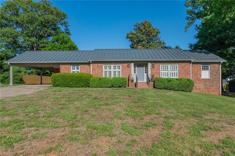 Homes For Sale - 905 Kildee Drive<br/> Lexington, NC 27292