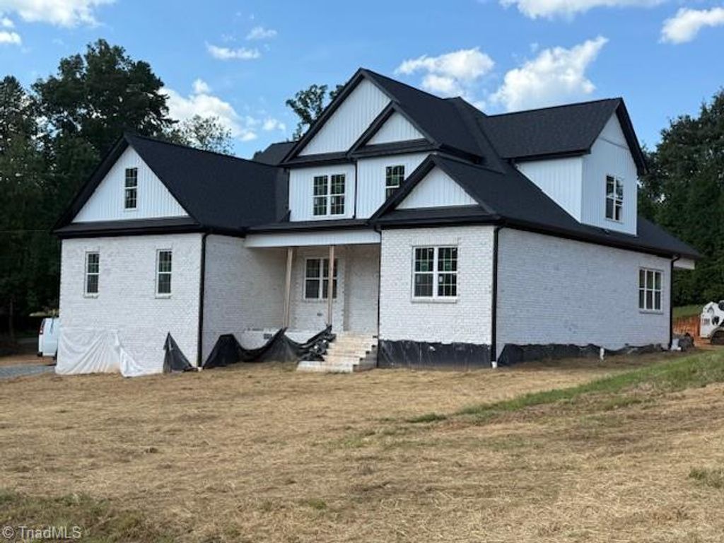 Photo of 6998 Colleen Court, Summerfield, NC 27358 (MLS # 1193836)