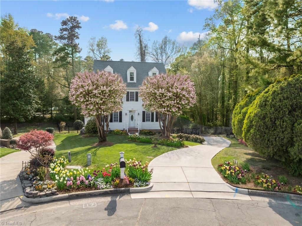 Photo of 25 Saint Andrews Court, Durham, NC 27707 (MLS # 1215473)