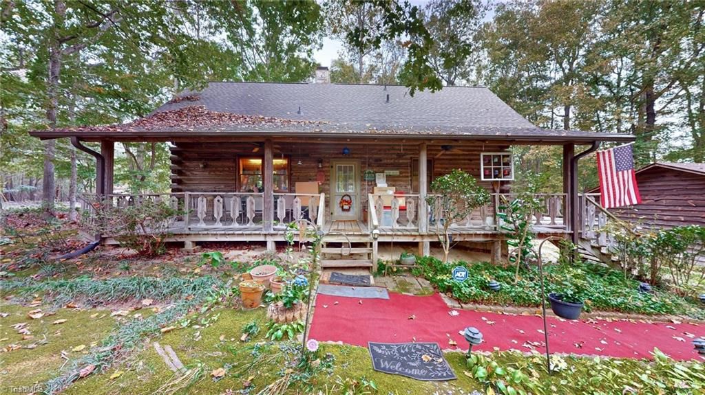 Photo of 6534 Frazier Marsh Road, Archdale, NC 27263 (MLS # 1198921)