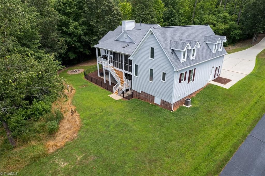 Photo of 591 Emerald Isle Court, Lexington, NC 27292 (MLS # 1211154)