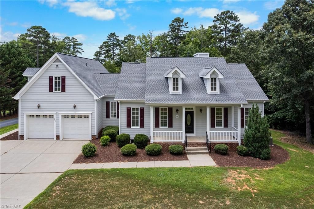 Photo of 591 Emerald Isle Court, Lexington, NC 27292 (MLS # 1211154)