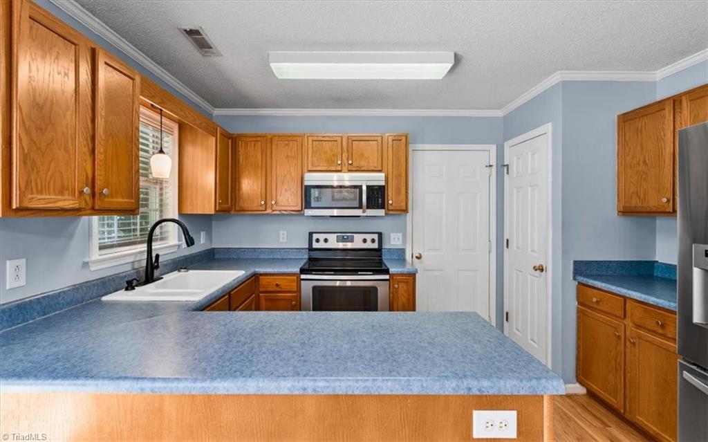 5970 Asheby Drive, Belews Creek, North Carolina image 8