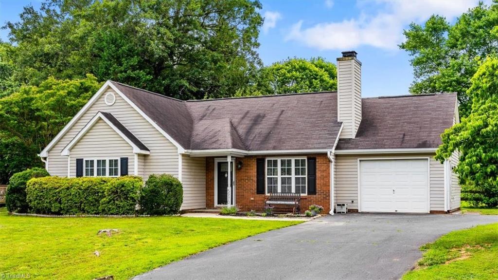 5970 Asheby Drive, Belews Creek, North Carolina image 2