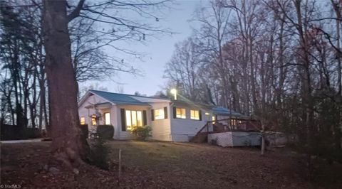 A home in North Wilkesboro