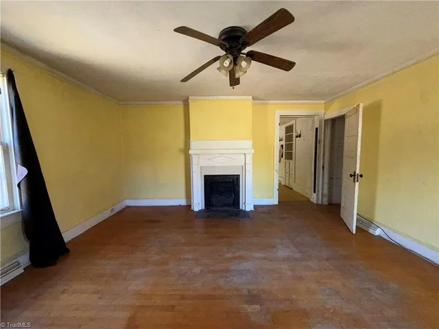 102 Thompson Heights Road, photo 3 of 36