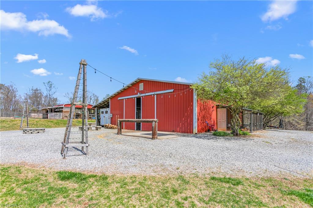 1073 Sliding Ridge Road, Walnut Cove, North Carolina image 33