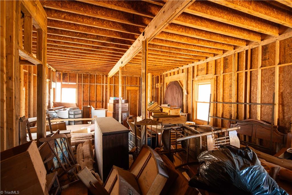 222 Hummingbird Lane, Pilot Mountain, North Carolina image 30
