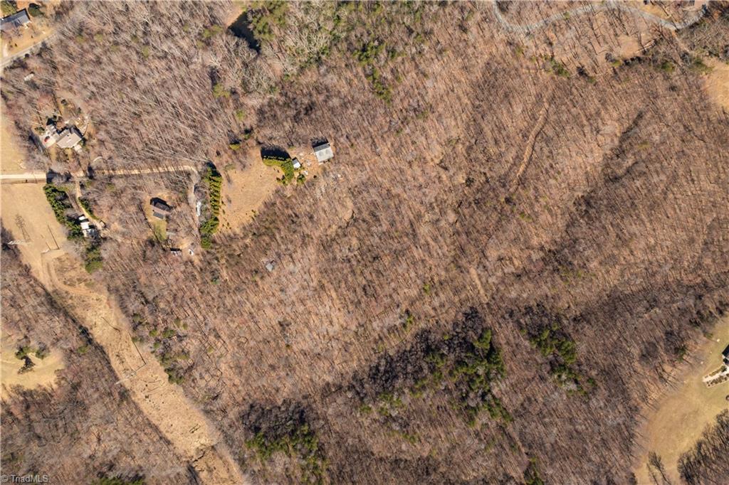 222 Hummingbird Lane, Pilot Mountain, North Carolina image 10