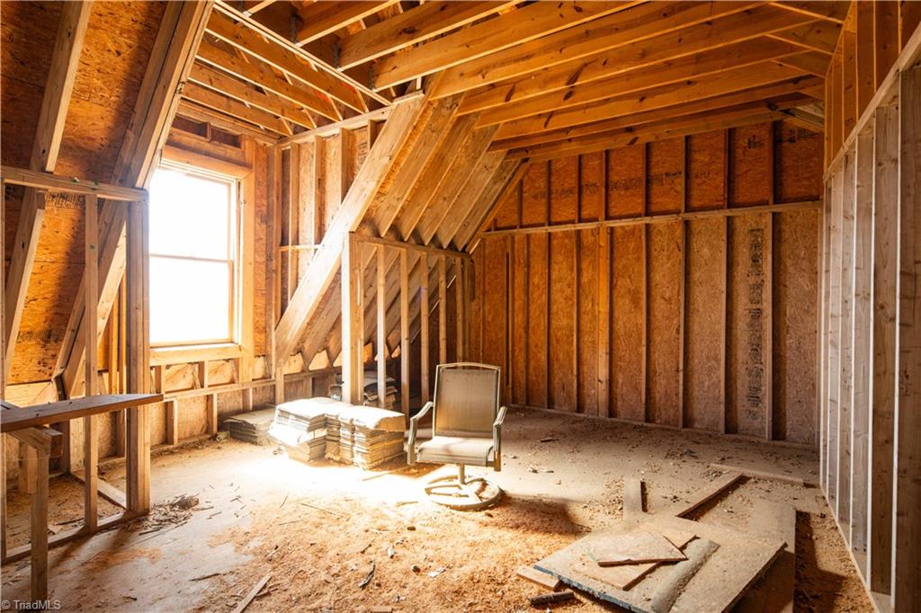222 Hummingbird Lane, Pilot Mountain, North Carolina image 32