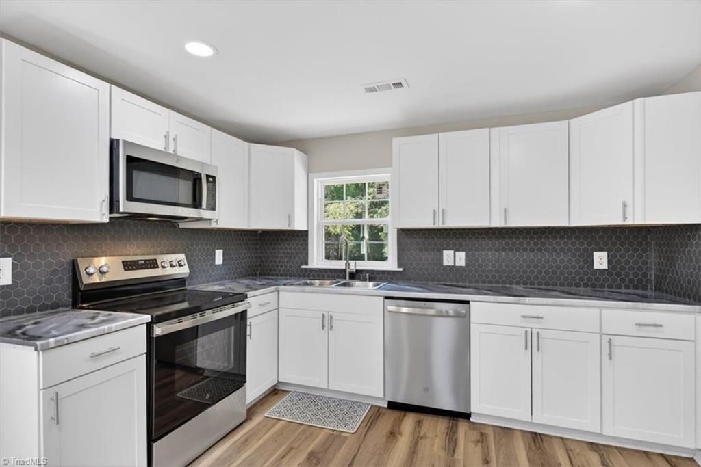 Photo of 200 Eufola Road, Statesville, NC 28677 (MLS # 1224693)