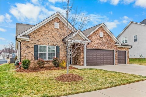 6231 Finch Meadow Court Clemmons NC 27012