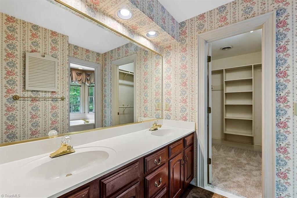 3604 Primrose Avenue, Greensboro, North Carolina image 22