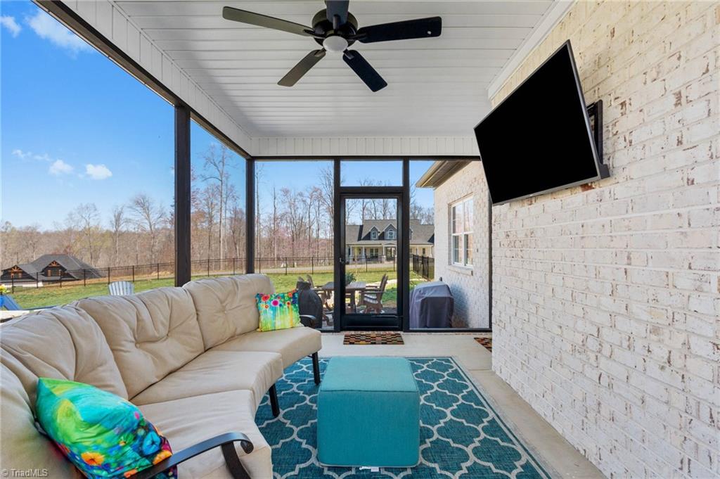 8108 Lulworth Drive, Stokesdale, North Carolina image 41
