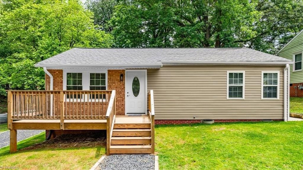 Photo of 524 Ashburn Street, High Point, NC 27260 (MLS # 1222577)