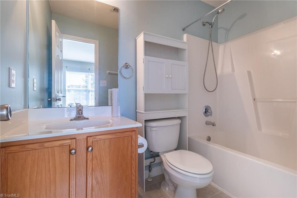 1039 Oak Blossom Way, Whitsett, North Carolina image 17