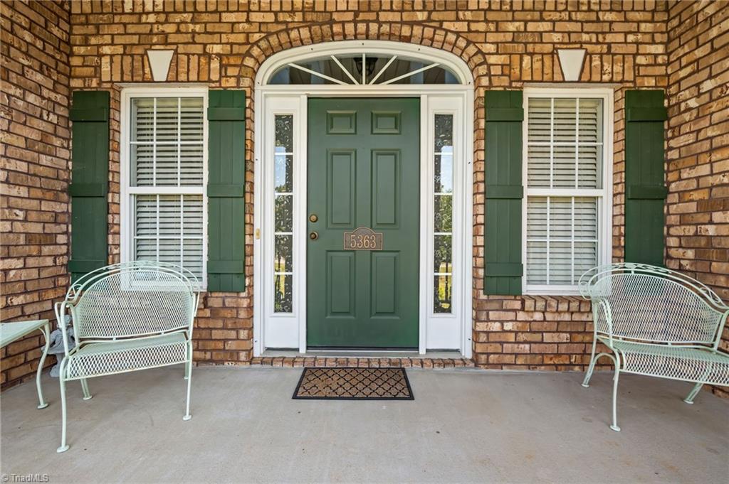 Photo of 5363 Graycliff Lane, Clemmons, NC 27012 (MLS # 1237777)