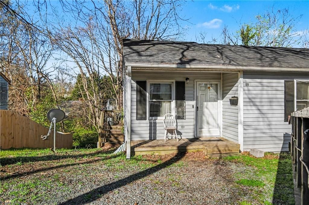 Photo of 209 7th Street, Burlington, NC 27215 (MLS # 1212681)