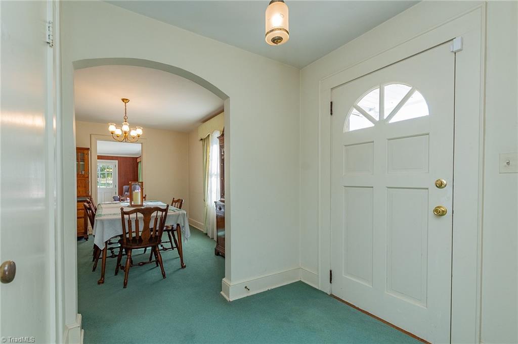 6340 W Old US Highway 64