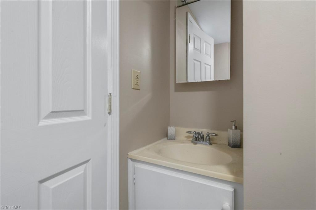 207 Bingham Street, Carthage, North Carolina image 29