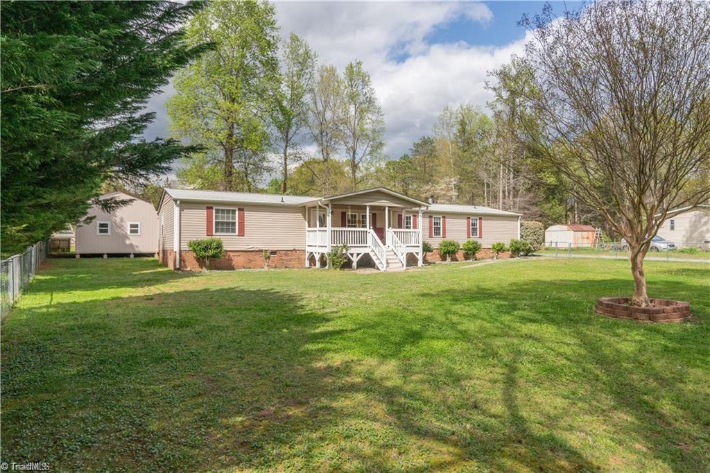 1007 High Rock Shores Drive, Lexington, North Carolina image 6