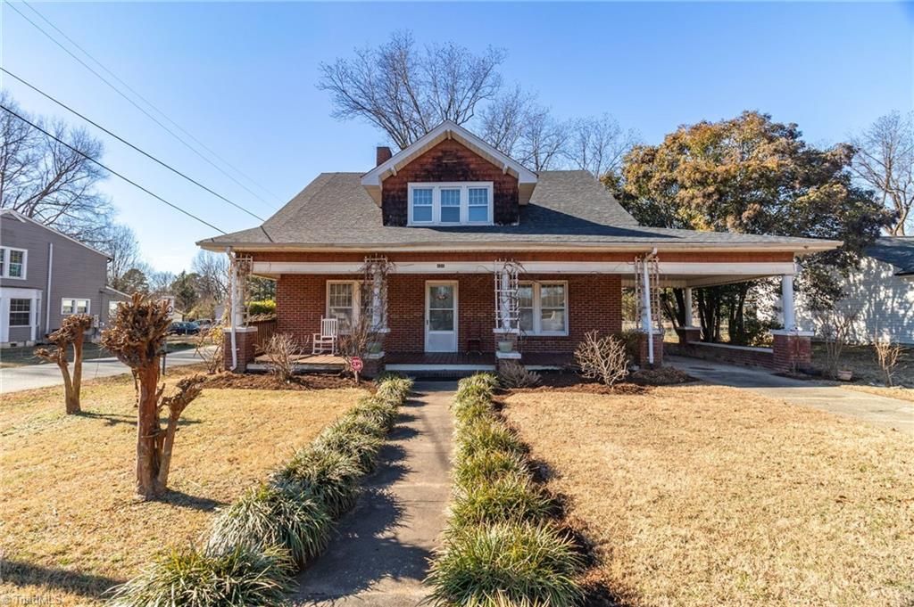 Photo of 416 S Fayetteville Street, Liberty, NC 27298 (MLS # 1207783)