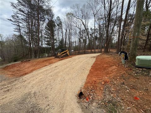 Vacant Land For Sale - Creekside Way Road<br/> Stokes County, Pinnacle, NC 27043