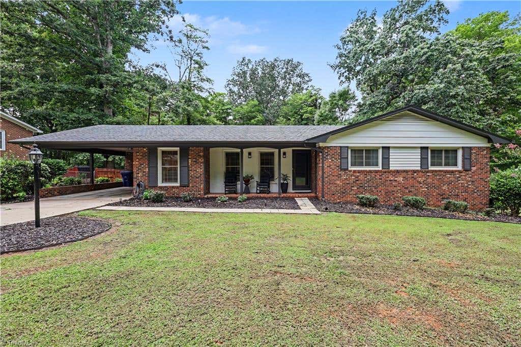 Photo of 578 EastWood Drive, Asheboro, NC 27205 (MLS # 1229343)