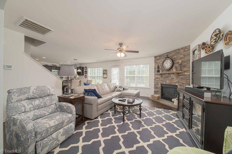 4941 Long Grove Drive, Kernersville, North Carolina image 5