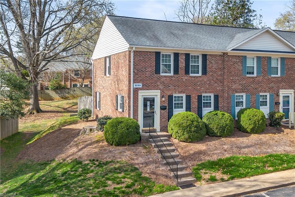 Photo of 3229 Regents Park Lane #A, Greensboro, NC 27455 (MLS # 1212334)