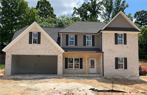 6964 Orchard Path Drive, Clemmons, NC 27012 - #: 1135544