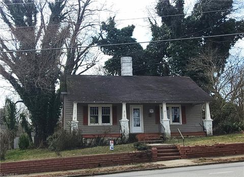 Homes For Sale - 105 Academy Street<br/> Madison, NC 27025