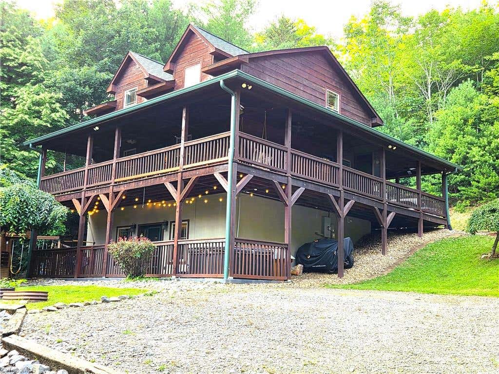 Photo of 1647 Staghorn Road, Purlear, NC 28665 (MLS # 1230506)