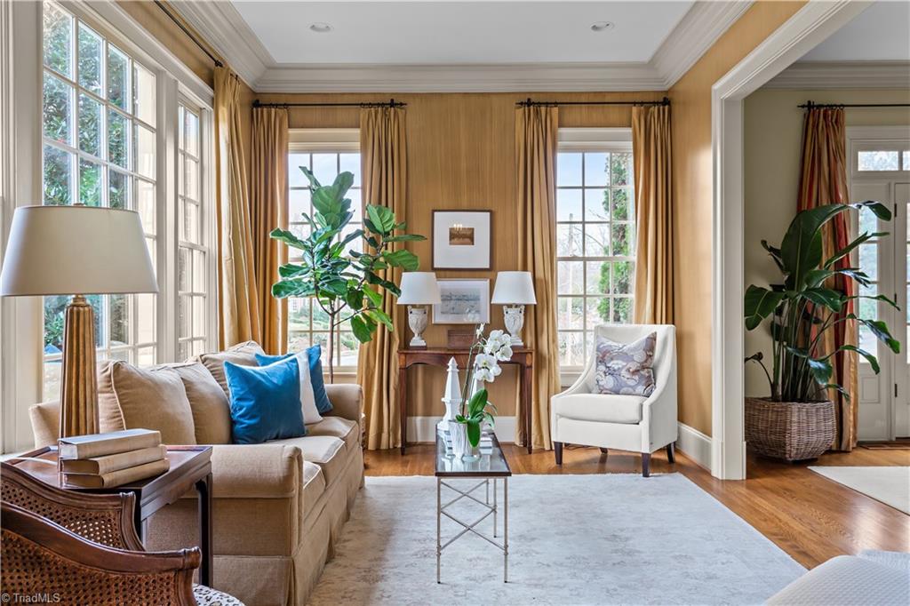 301 Country Club Drive