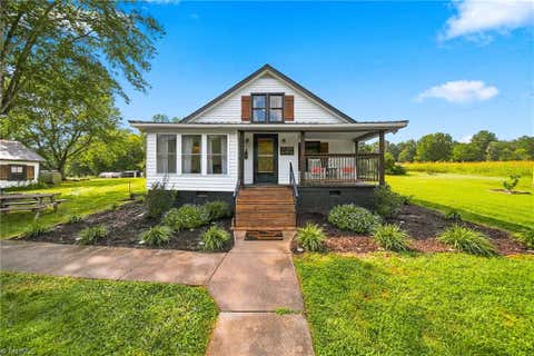 Homes For Sale - 5638 Greenhorn Road<br/> Wilkes County, Roaring River, NC 28669