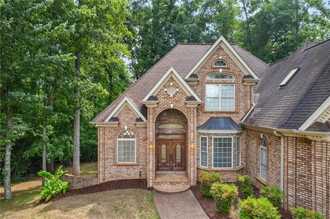 A home in Kernersville